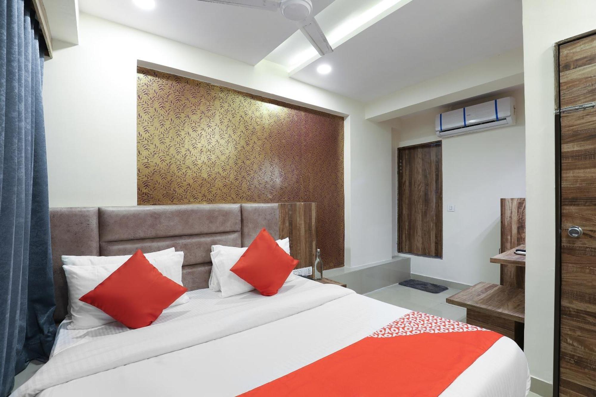 Hotel O Dream Stay Sarkhej Eksteriør bilde